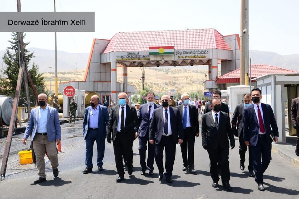 وەزیرێ دارایى و ئابوورى سه‌ردانا كۆمه‌لگه‌ها ئیبراهیم خه‌لیل كر  (ئه‌رشیف)